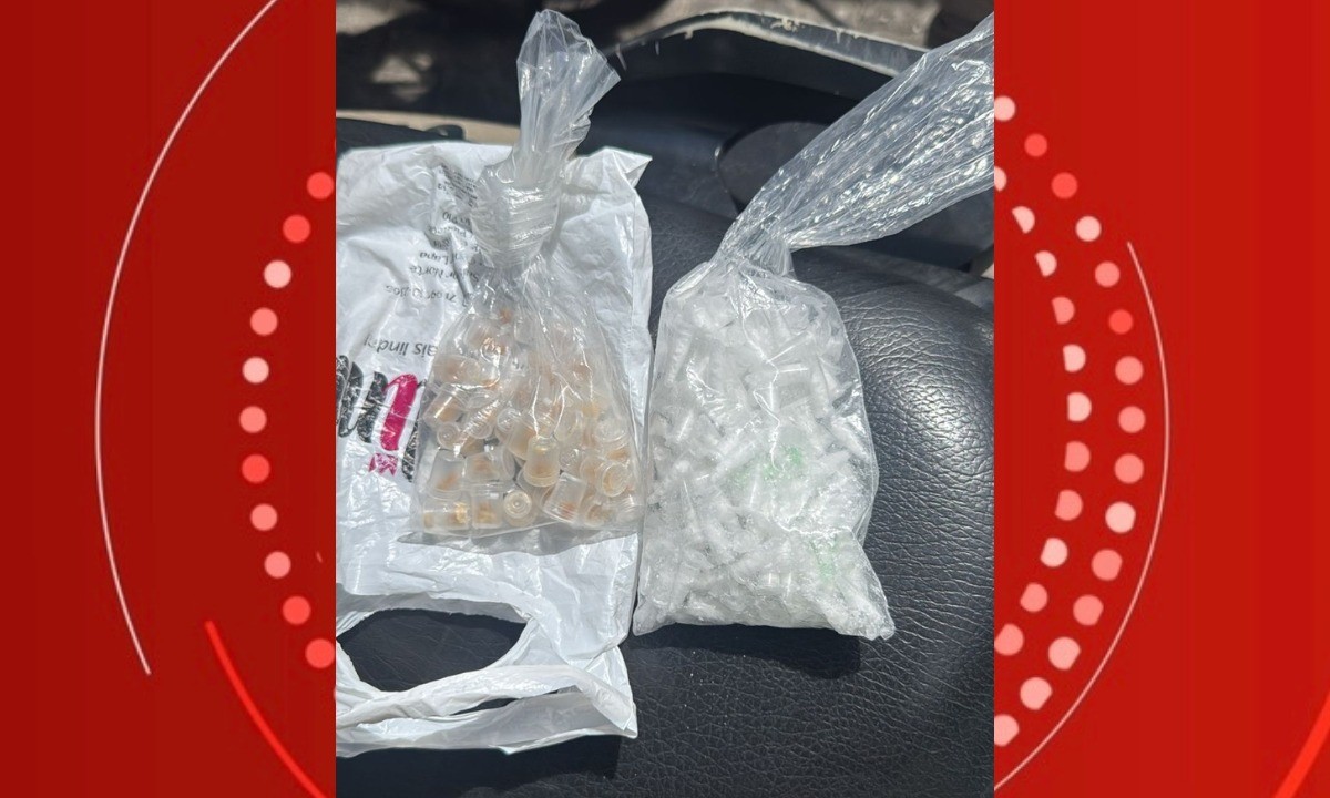 Dois homens ficaram feridos após suspeitos atirarem contra PMs na região da Sete Portas, em Salvador