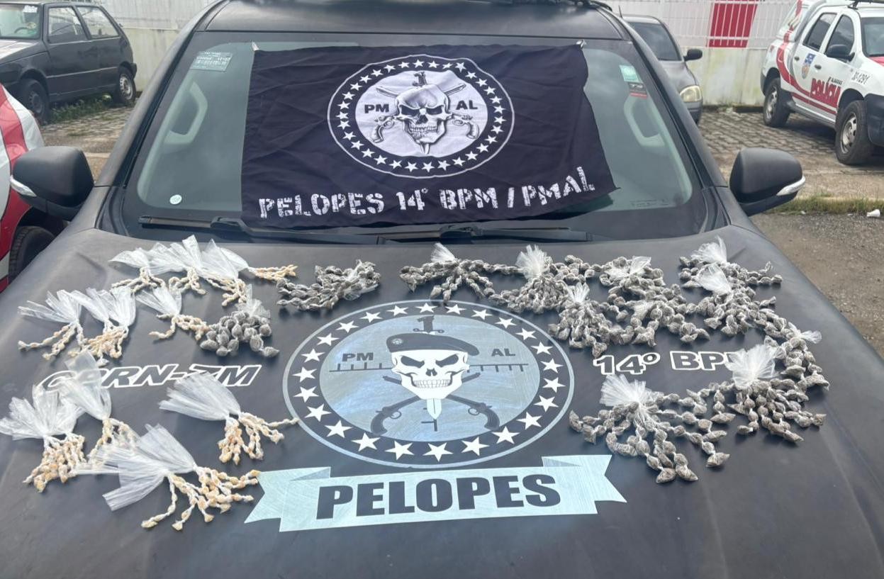 Adolescente é apreendido com quase mil papelotes de maconha e crack em AL