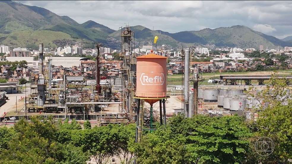 Investigadores afirmam que o Grupo Refit sonegava impostos em toda a cadeia dos combustíveis — Foto: Reprodução/TV Globo