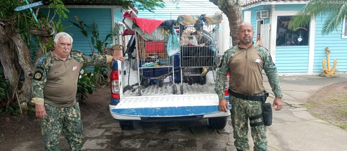 Homem é detido após tentar fugir durante operação da Guarda Municipal em Cabo Frio