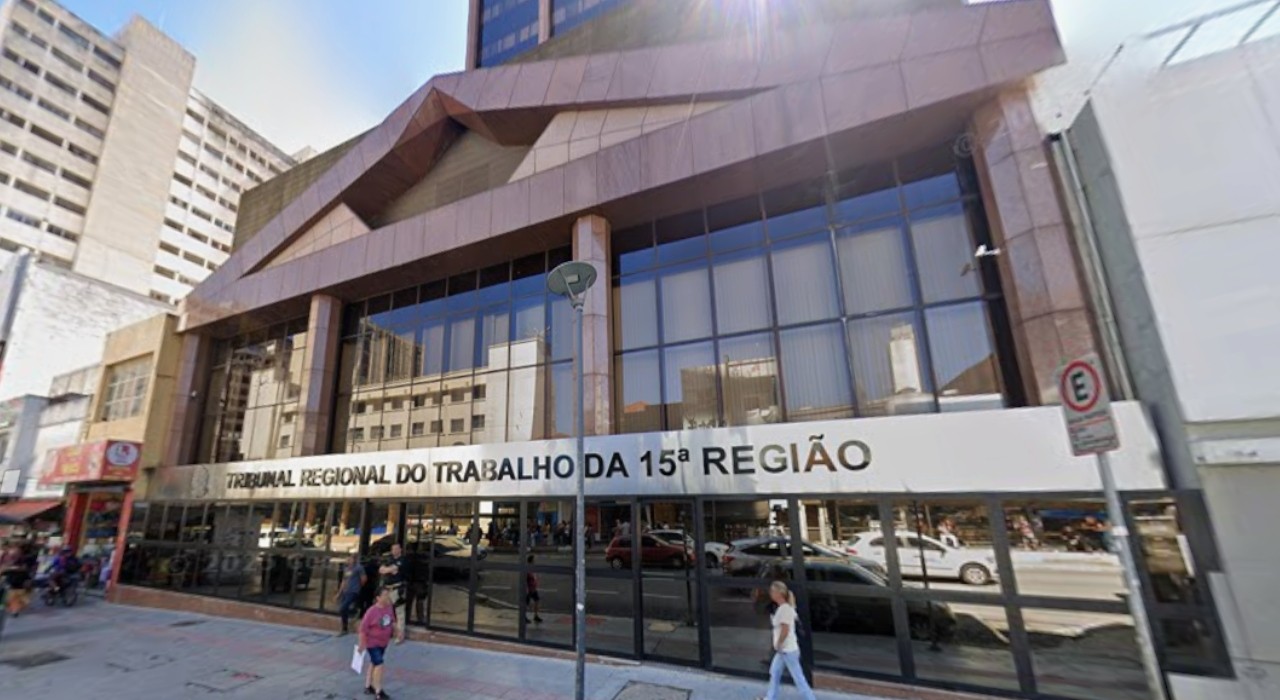 Empresa de móveis é condenada a indenizar funcionário que foi coagido a votar em Jair Bolsonaro nas eleições de 2022