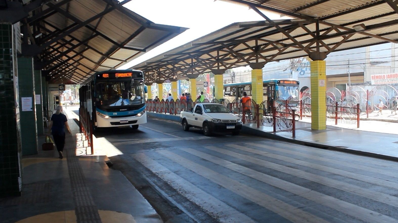 Expoacre 2025: linha de ônibus vai levar passageiros do Centro ao Parque de Exposições até às 3h 