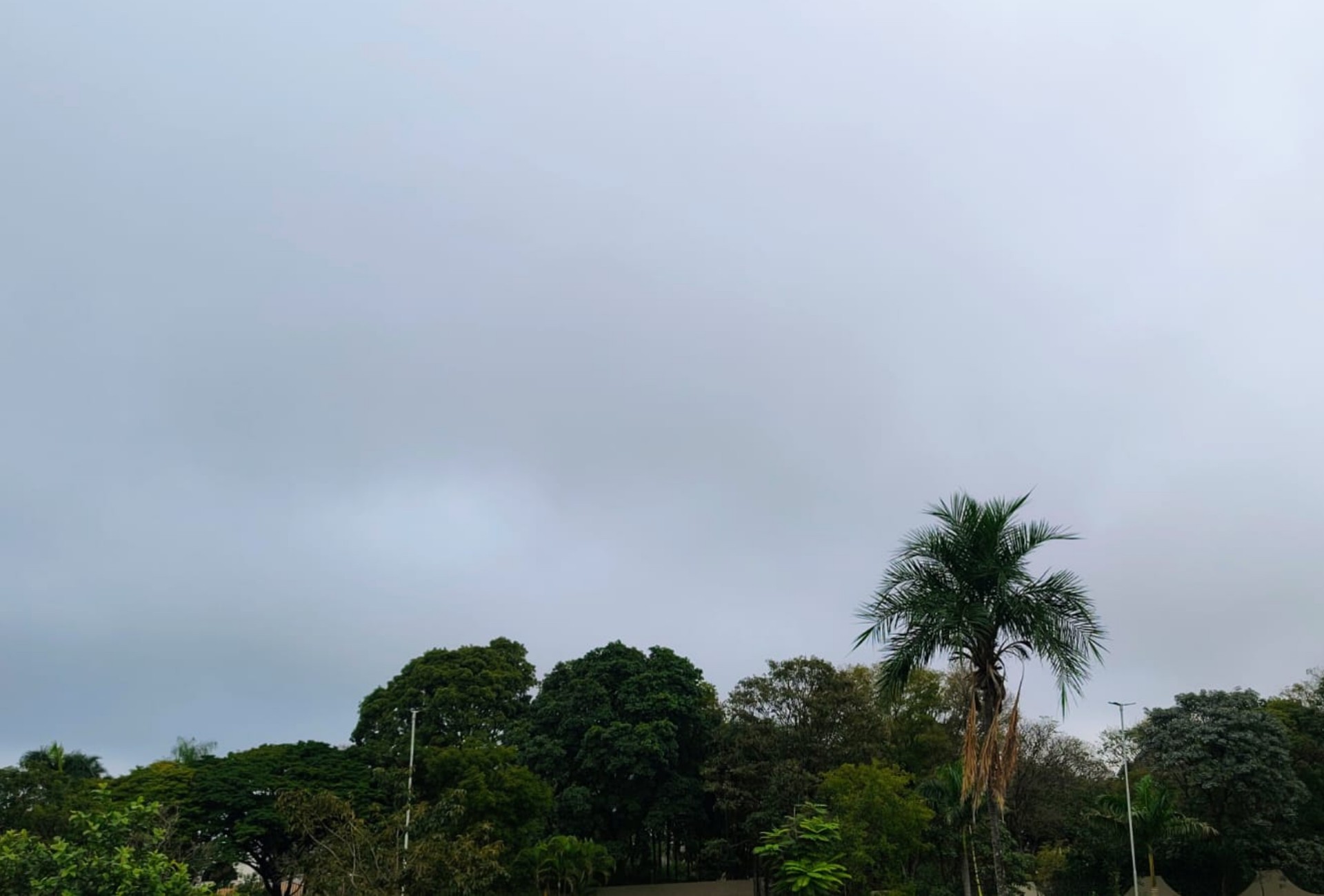 Temporal avança sobre MS e cidades entram em alerta para chuva forte