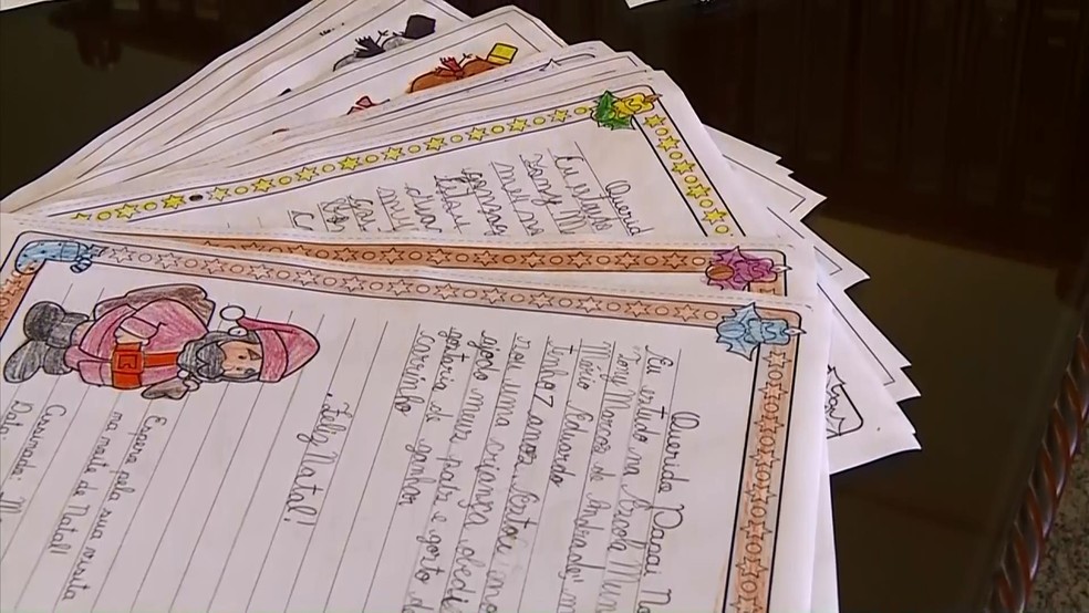 Cartinhas para o Papai Noel. — Foto: MGTV/Reprodução