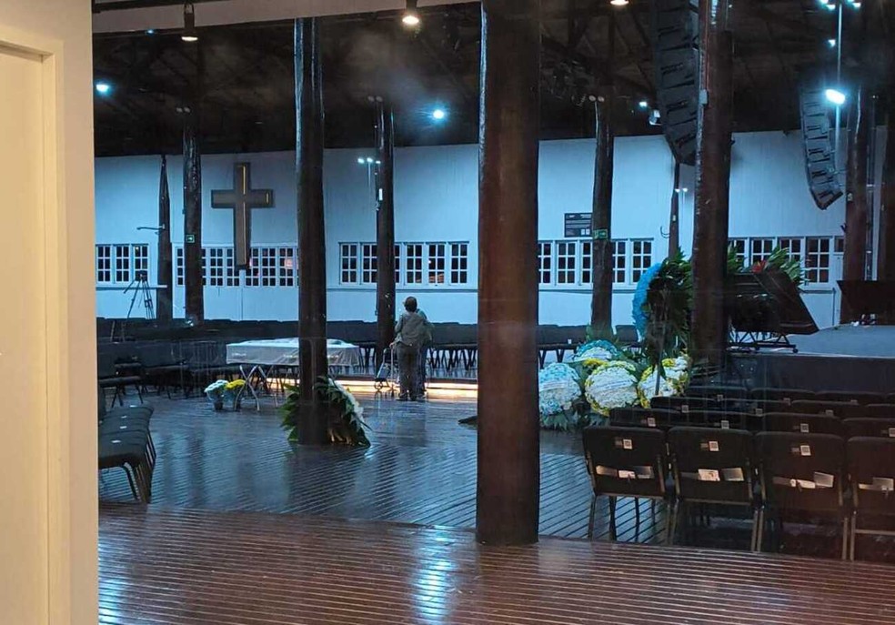 Velório da juíza Mariana Francisco Ferreira na Primeira Igreja Batista em Mogi das Cruzes — Foto: Mariana Queiroz/TV Diário