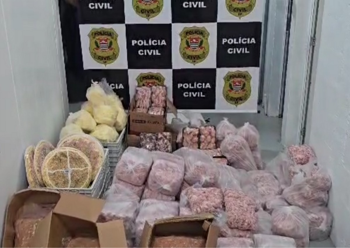 Polícia apreende 774 quilos de carne e frango impróprios para consumo em açougue de Americana