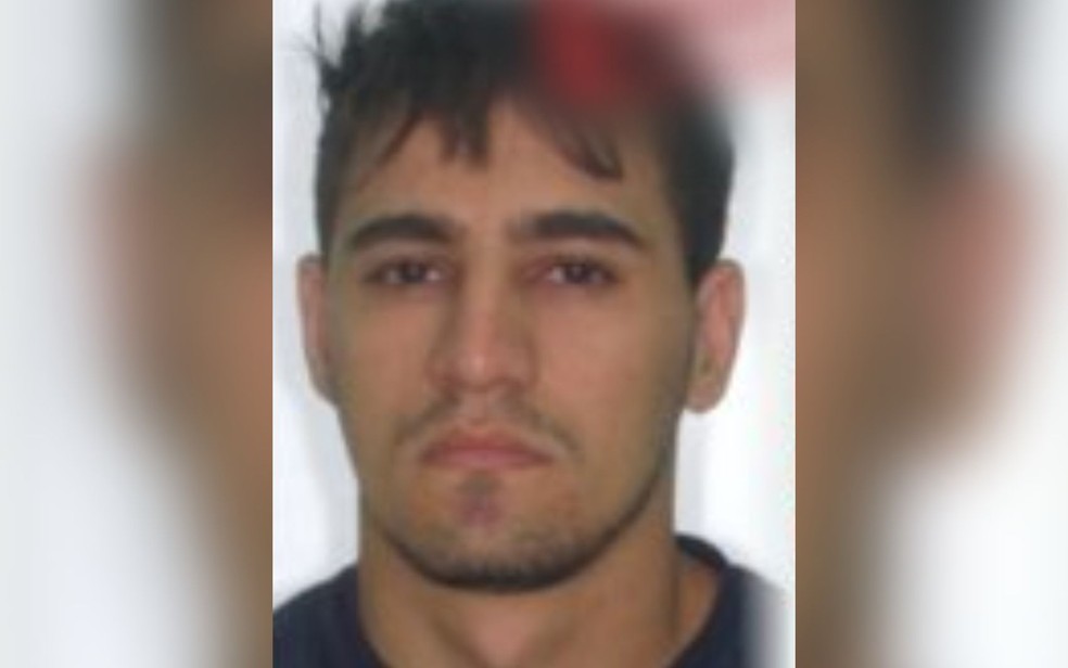 Cleiber Junio de Oliveira, que está foragido após crime em Caldas Novas — Foto: Divulgação/Polícia Civil
