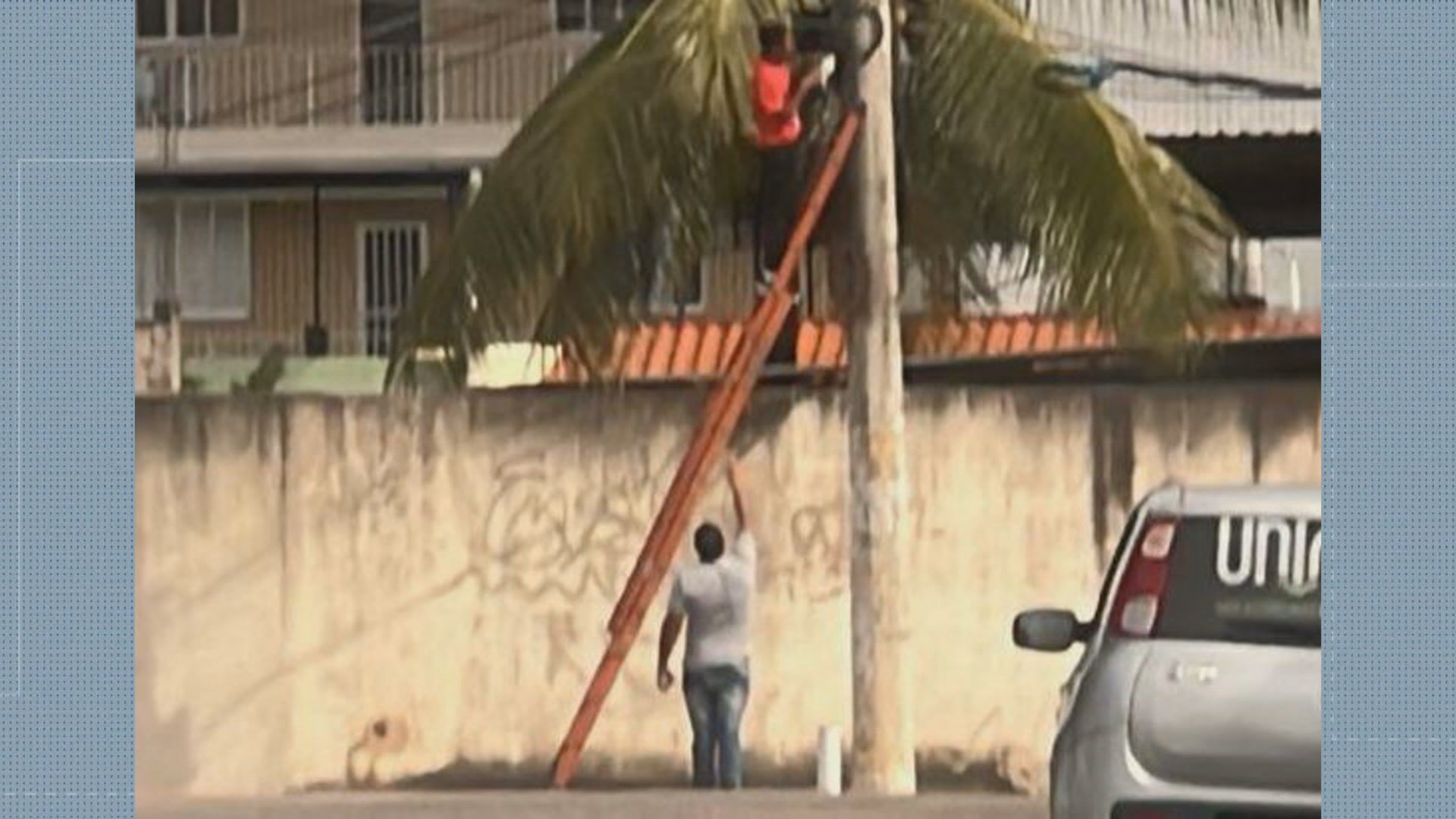 Homens são presos por instalar câmeras para o tráfico em Cordovil, na Zona Norte do Rio