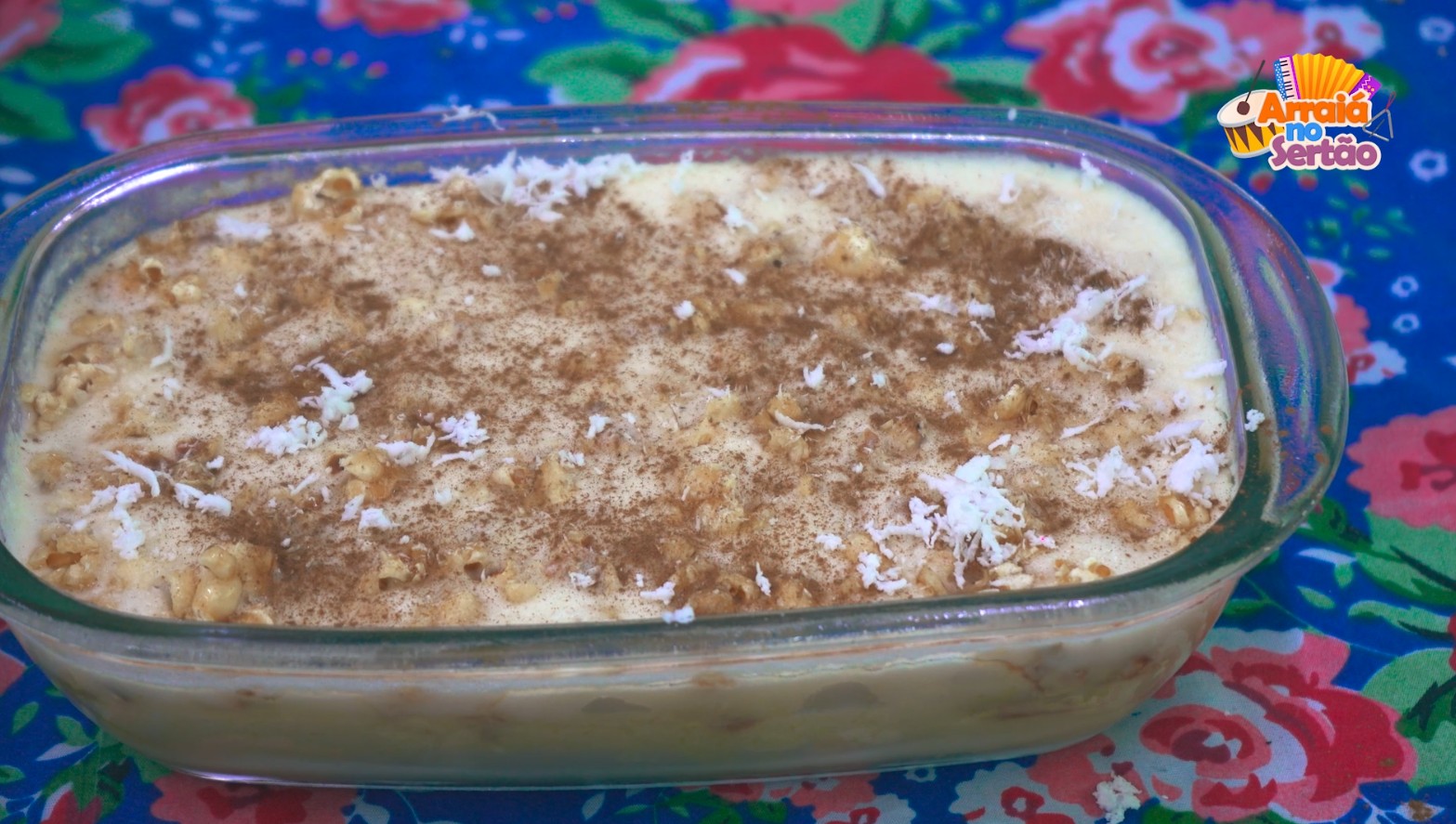 Concurso de culinária: aprenda a preparar um creme doce com três tons de milho 