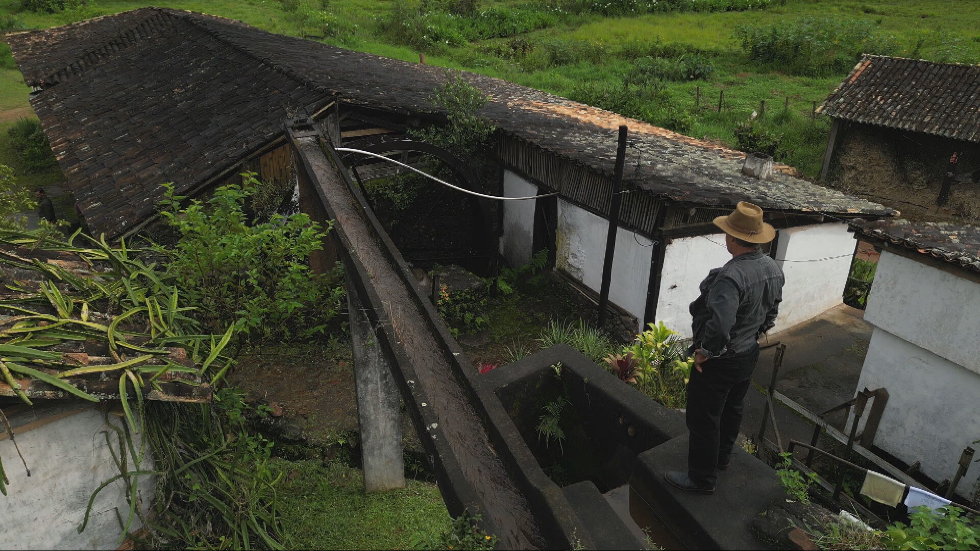 Conheça o 'alambique' da família de Tiradentes: o mais antigo em funcionamento do país