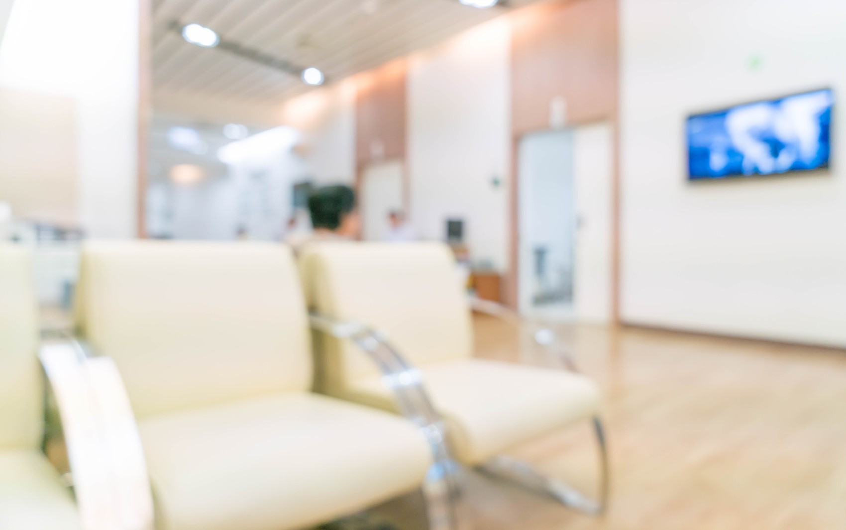 Licença sanitária, profissionais qualificados, produtos autorizados: veja o que clínicas precisam ter para funcionar 