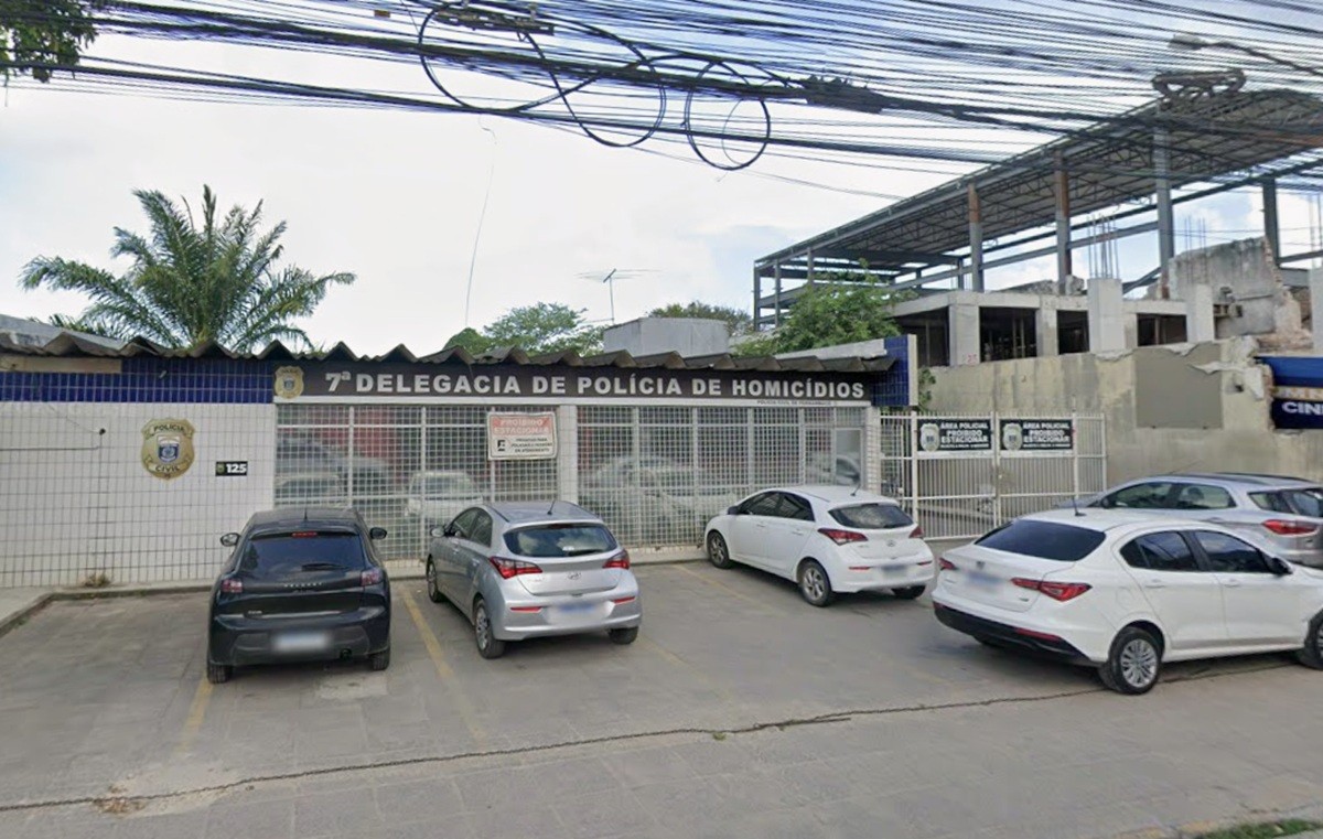 Homem é preso após matar o próprio pai por maus-tratos e jogar corpo em matagal