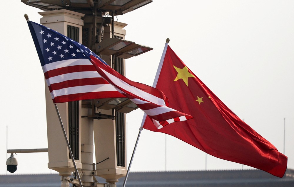 Estados Unidos ampliam lista de empresas chinesas proibidas de contratar com o Departamento de Guerra