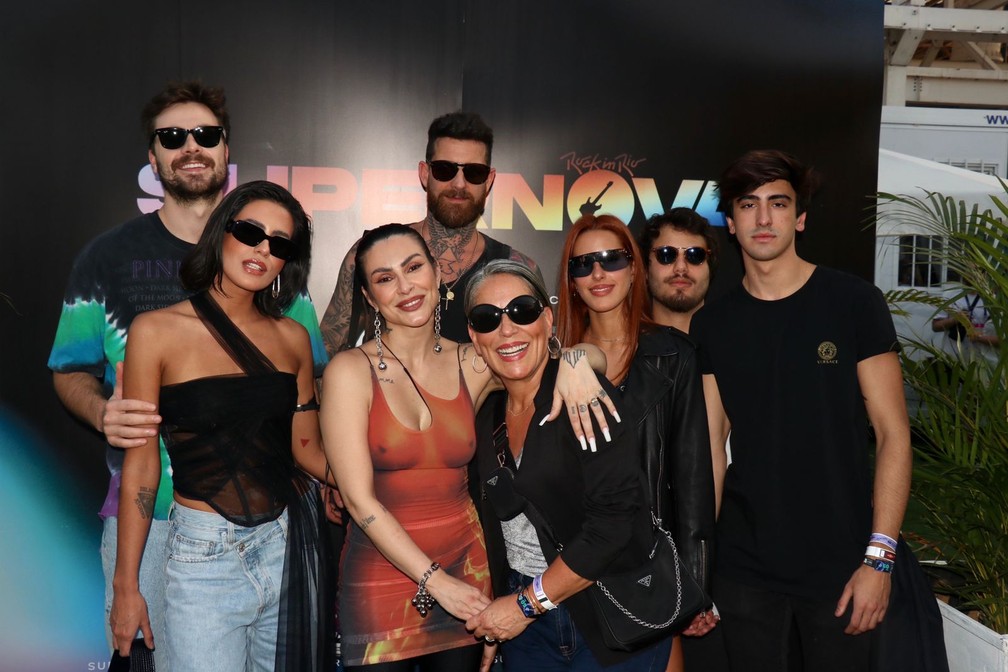 Fotos: Cabeleiras e carões: banda Nervosa abre o quinto dia do Rock In Rio  2019 - 04/10/2019 - UOL Entretenimento