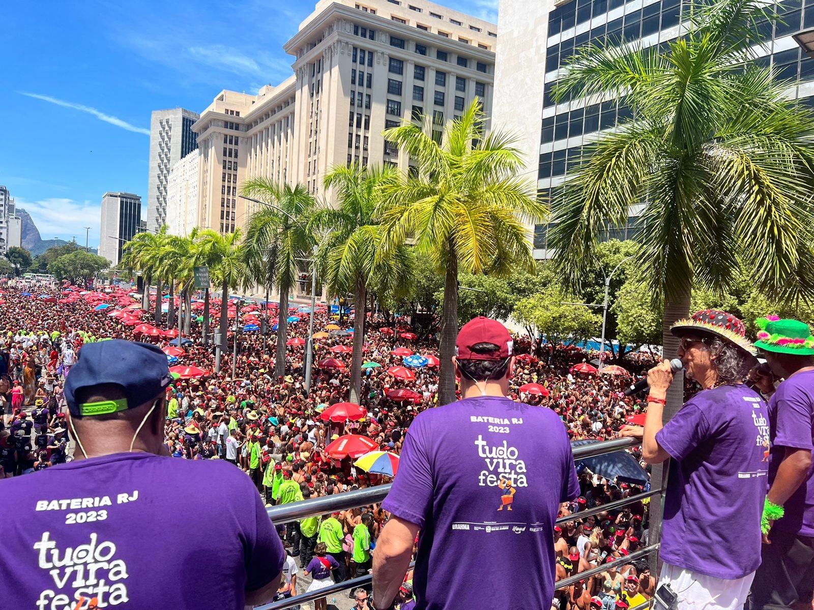 Monobloco se apresenta no Centro do Rio; veja quais blocos oficiais encerram a folia