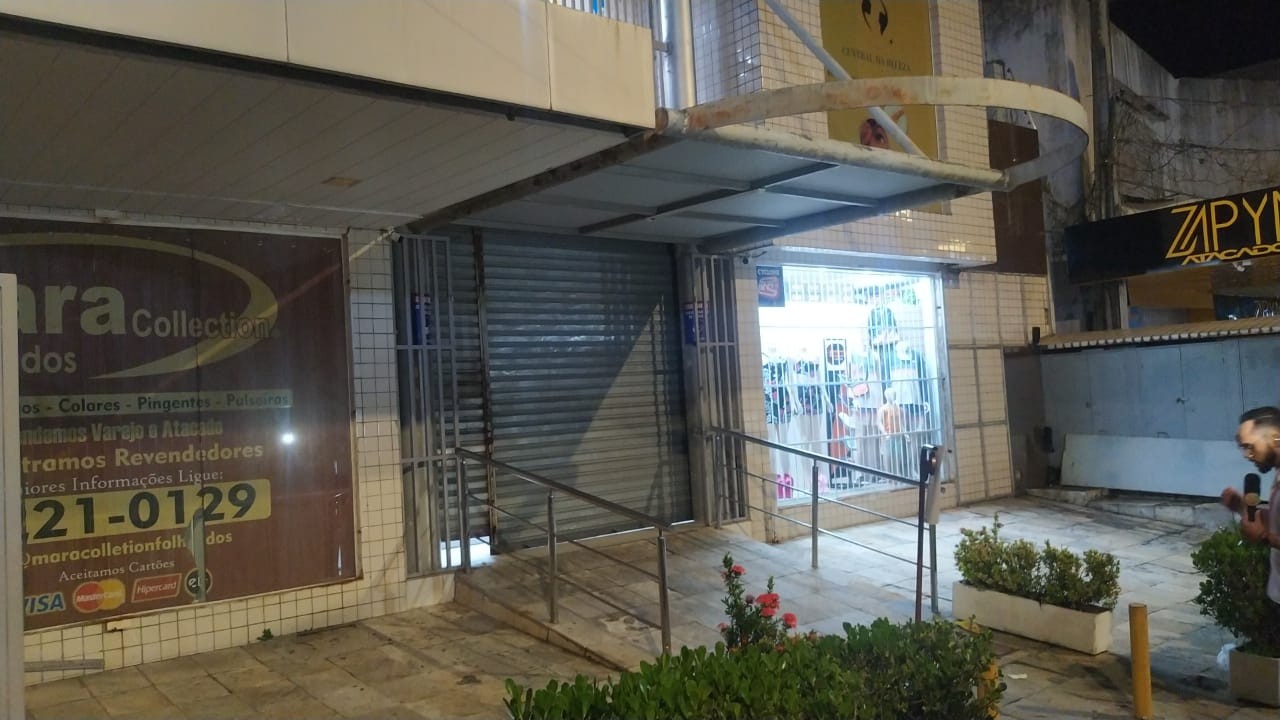 Tentativa de assalto a joalheria no Centro de João Pessoa deixa duas pessoas feridas