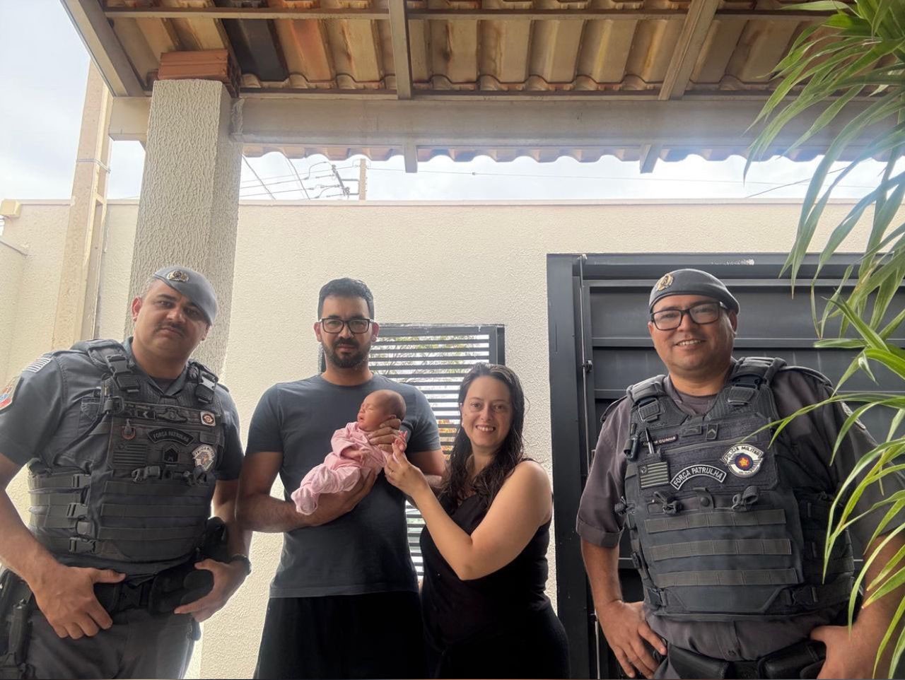 Policiais salvam bebê de engasgamento em Tupi Paulista