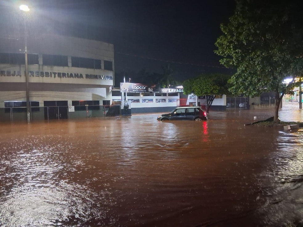 Avenida João XXlll, em Iporã. — Foto: Defesa Civil de Iporã