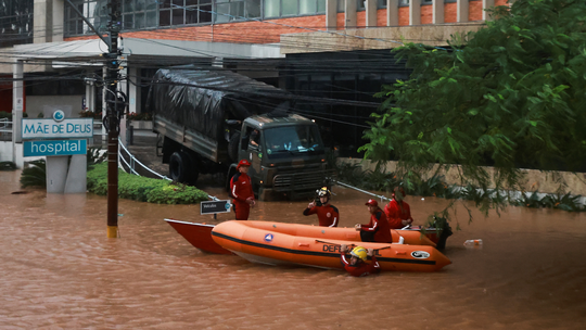 Nº de mortos pela chuva sobe para 107; há 136 desaparecidos - Foto: (REUTERS/Diego Vara)