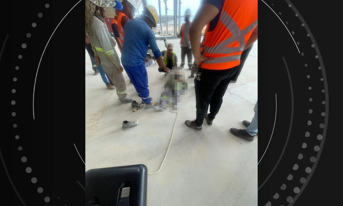Trabalhador morre após cair de 13 metros de altura em fábrica da BYD na BA