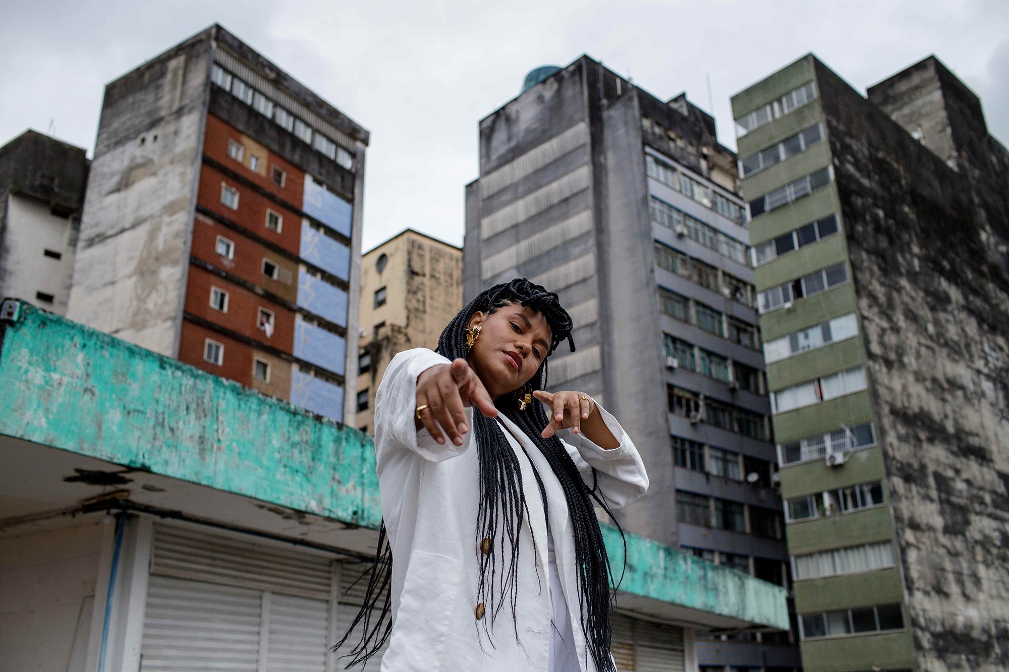 Luana Tavares canta com Gabi da Pele Preta e Isaar em álbum autoral que ecoa sons da Zona da Mata pernambucana 