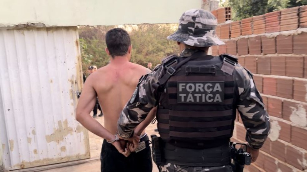 Homem de 24 anos, foi capturado na manhã deste sábado (1º), na cidade de Serra Grande, na Paraíba, por suspeita de participação na morte do procurador de Aurora, no Ceará. — Foto: João Alencar/ Arquivo pessoal