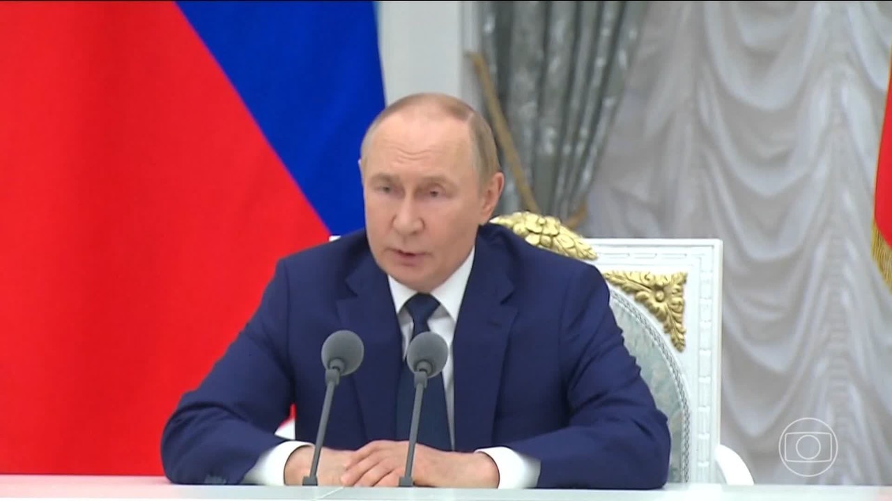 Na véspera de encontrar Trump, Putin demonstra abertura a acordo nuclear com EUA