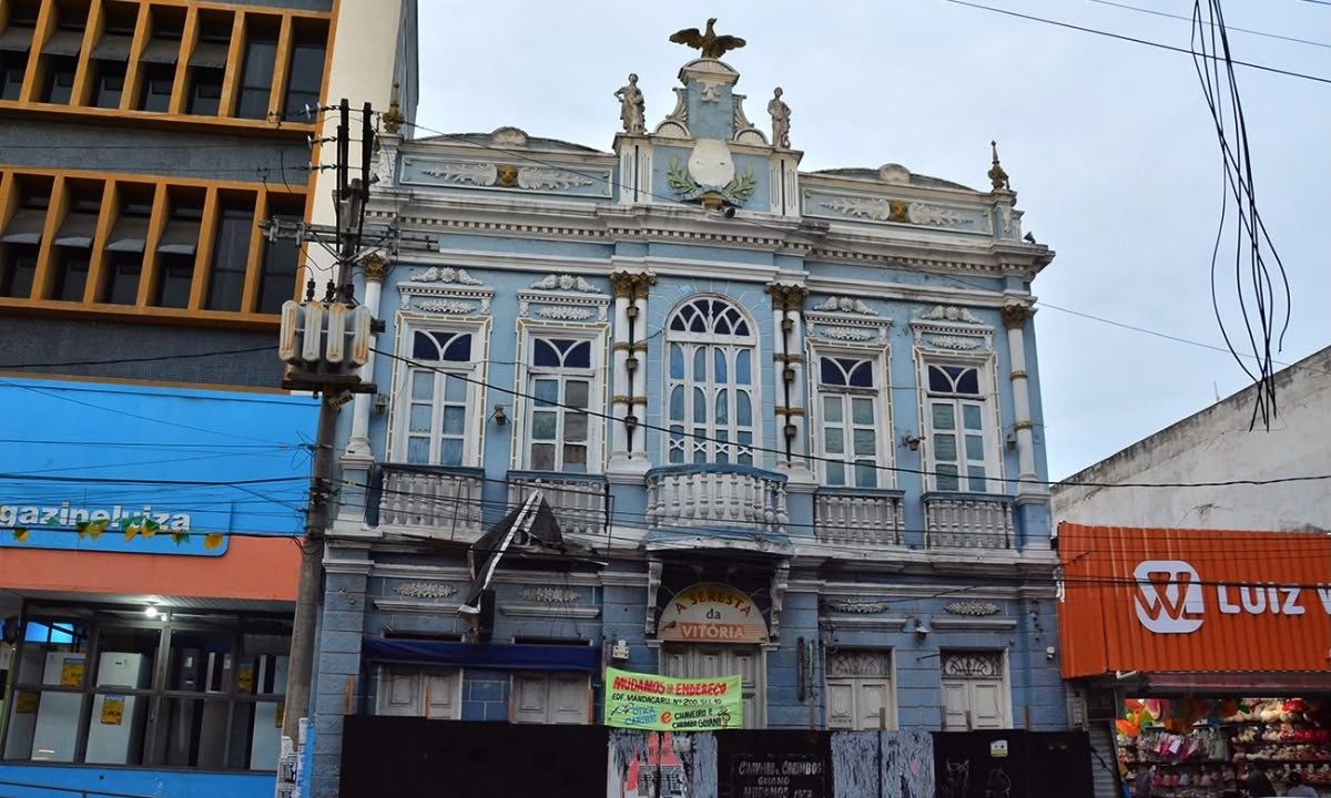 Prédio histórico com mais de 130 anos é desapropriado para abrigar academias de letras em Feira de Santana