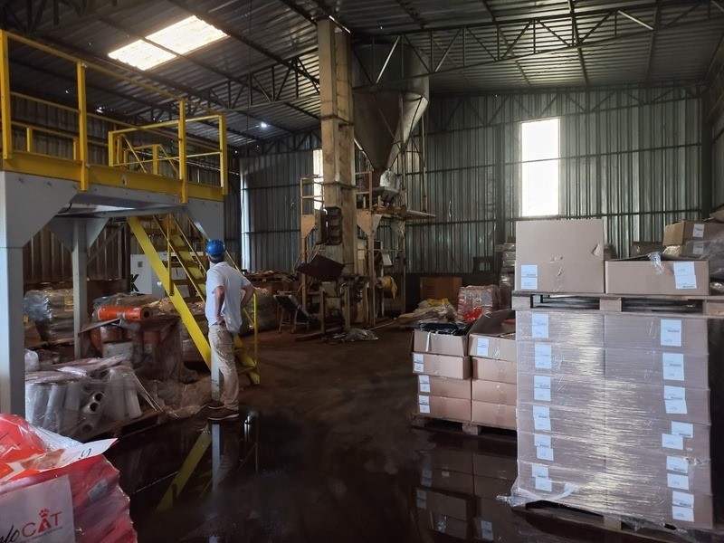 Operação apreende 29 toneladas de ração contaminada e fecha fábrica em São Joaquim da Barra