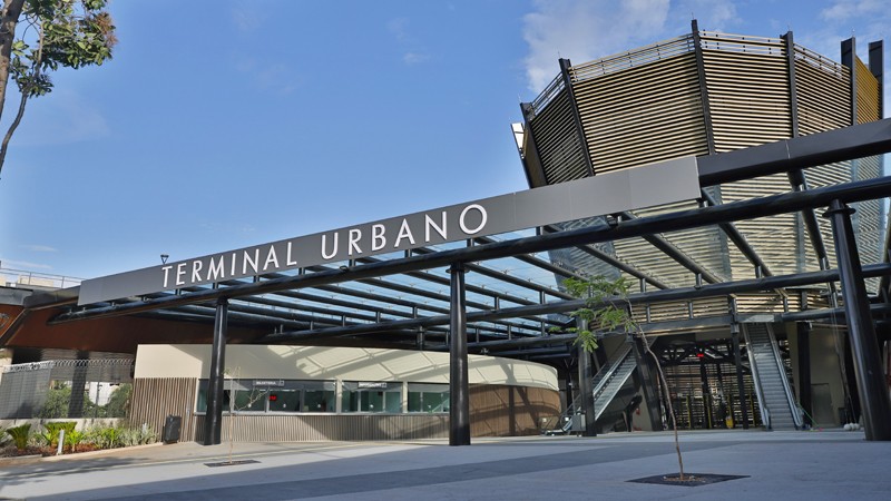 Gestante e outra mulher são esfaqueadas no terminal urbano de Rio Preto; adolescentes são apreendidas 