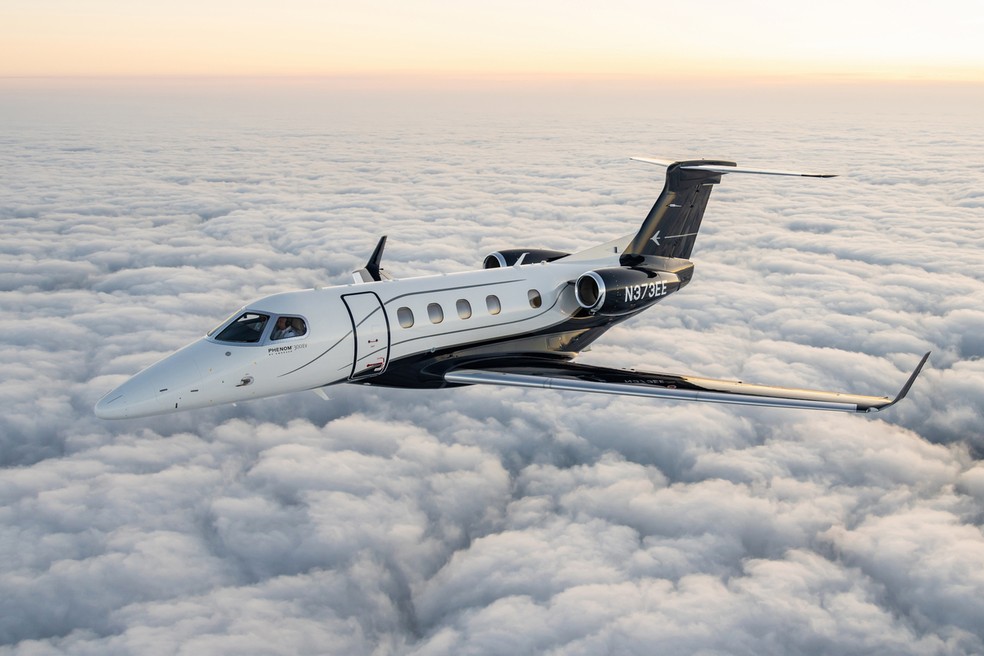 Embraer lança nova versão do jato Phenom 300 com sistema que faz pouso automático em emergências — Foto: Divulgação/Embraer