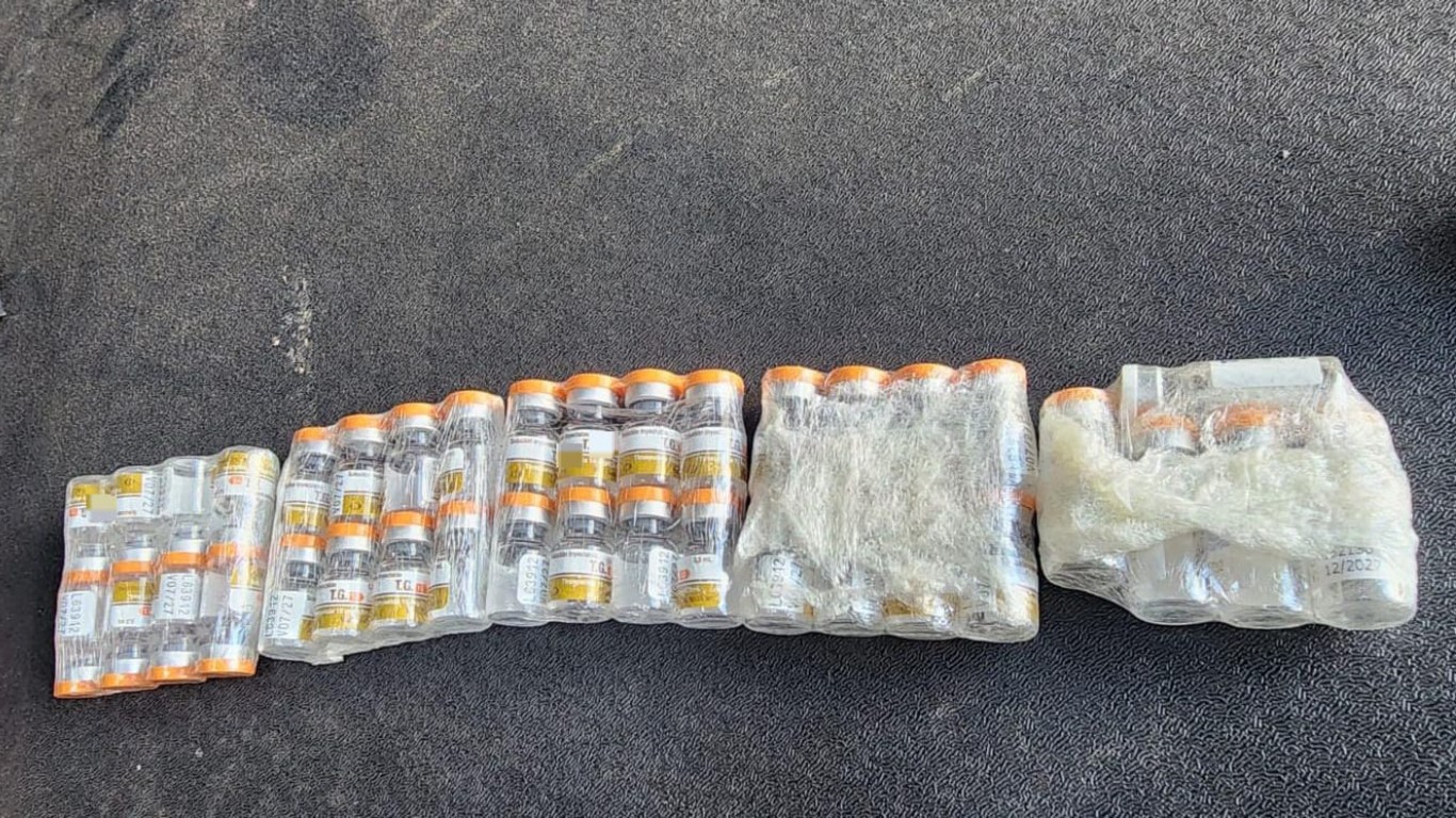 PRF apreende 37 ampolas de moderador de apetite em PE; marca do medicamento é proibida no Brasil