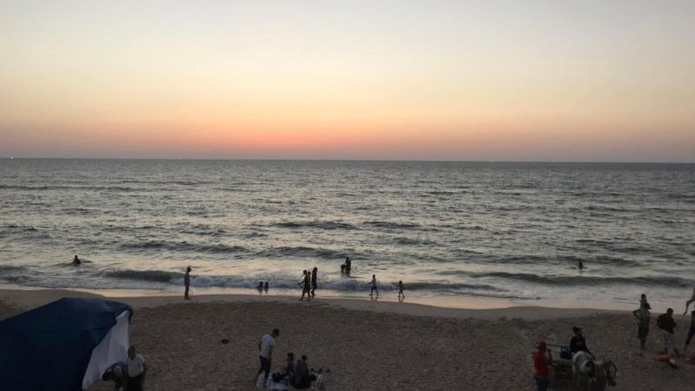Em al-Zahra, a vida girava em torno da praia — Foto: BBC