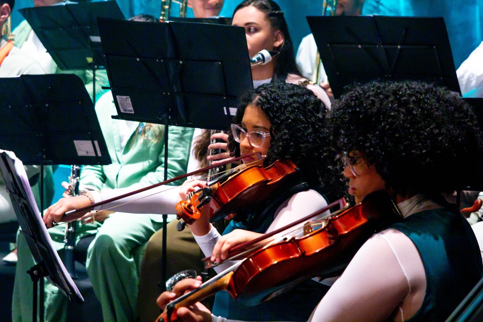 Volta Redonda recebe Orquestra da Rocinha no Teatro Maestro Franklin