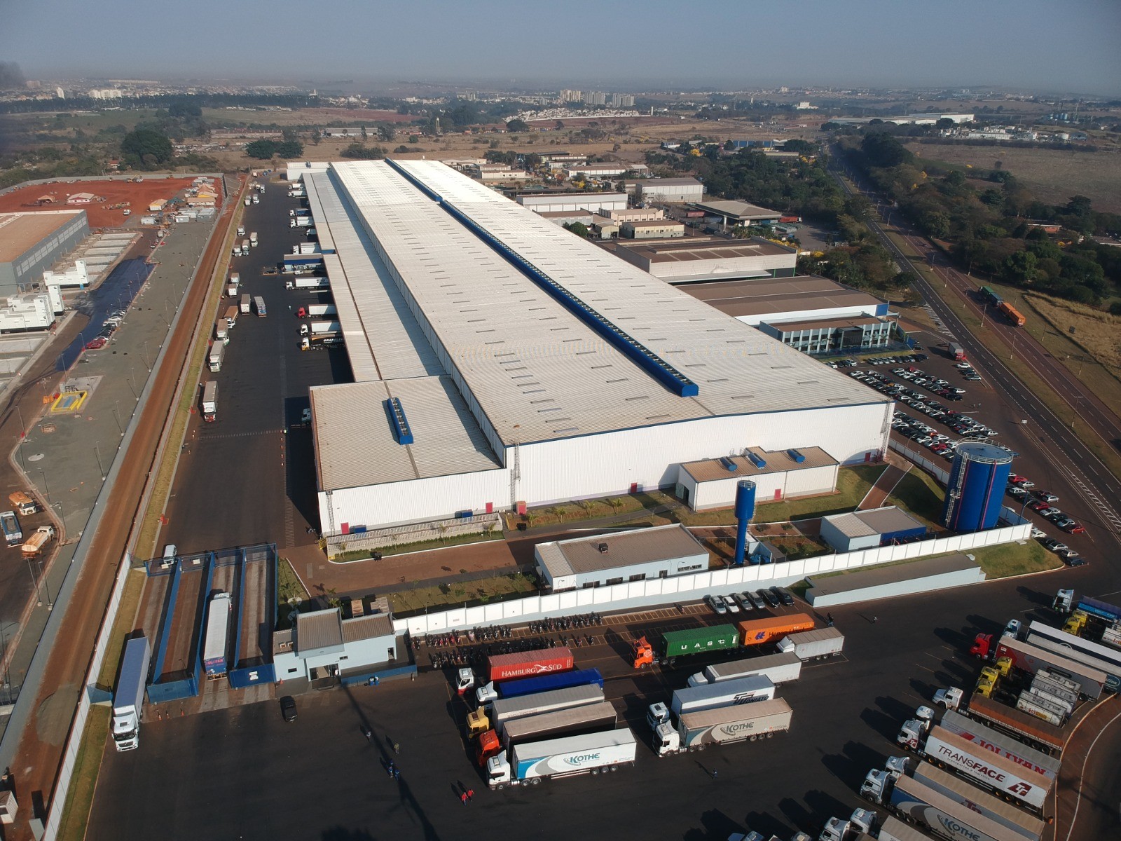 Empresa de logística oferece 150 vagas de emprego em Paulínia
