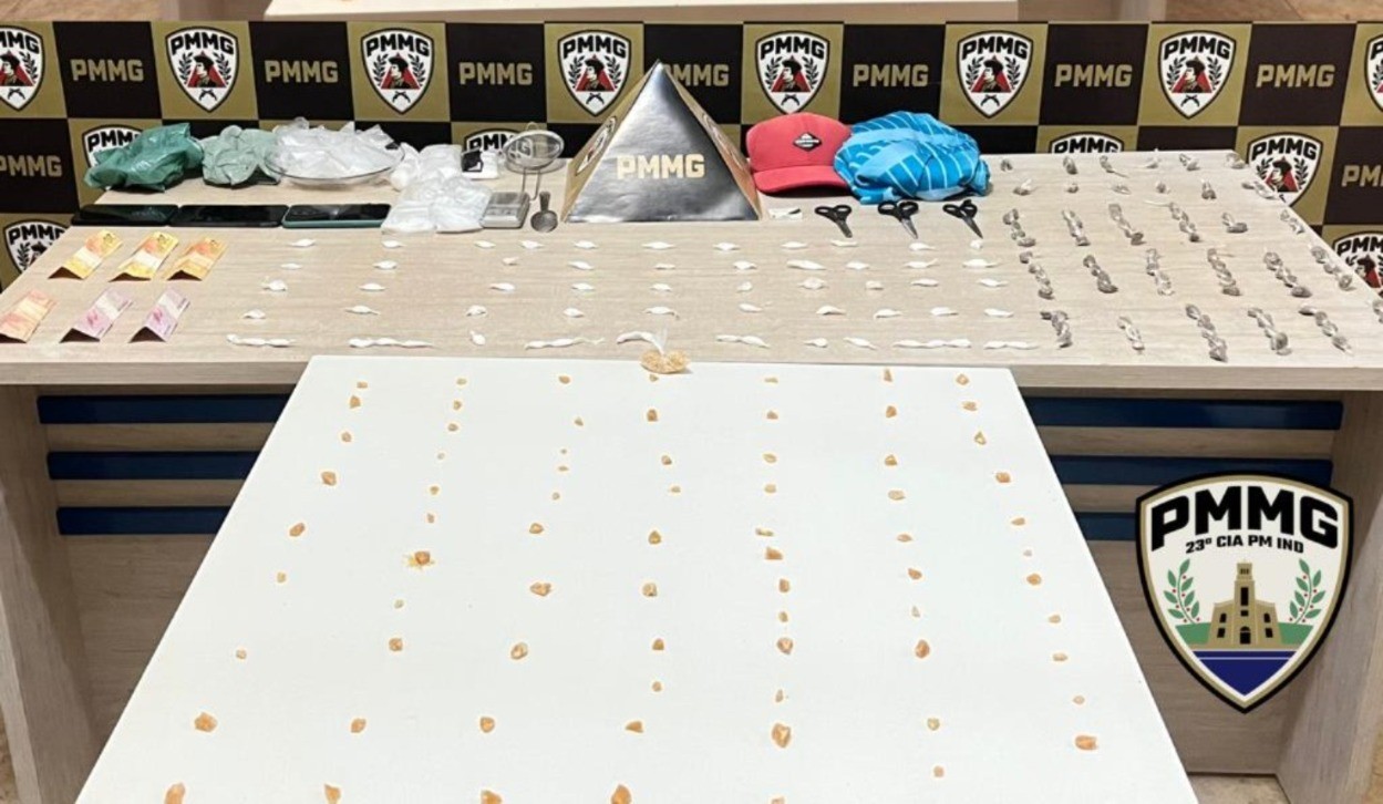 PM encontra laboratório de drogas e prende irmãos em Itamarandiba