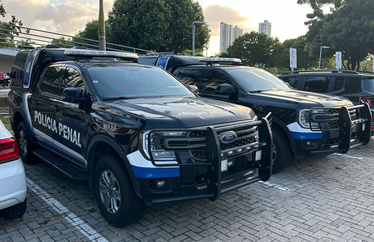 Seap-RN investiga apreensão de viatura da Polícia Penal por estacionamento irregular em PE durante carnaval