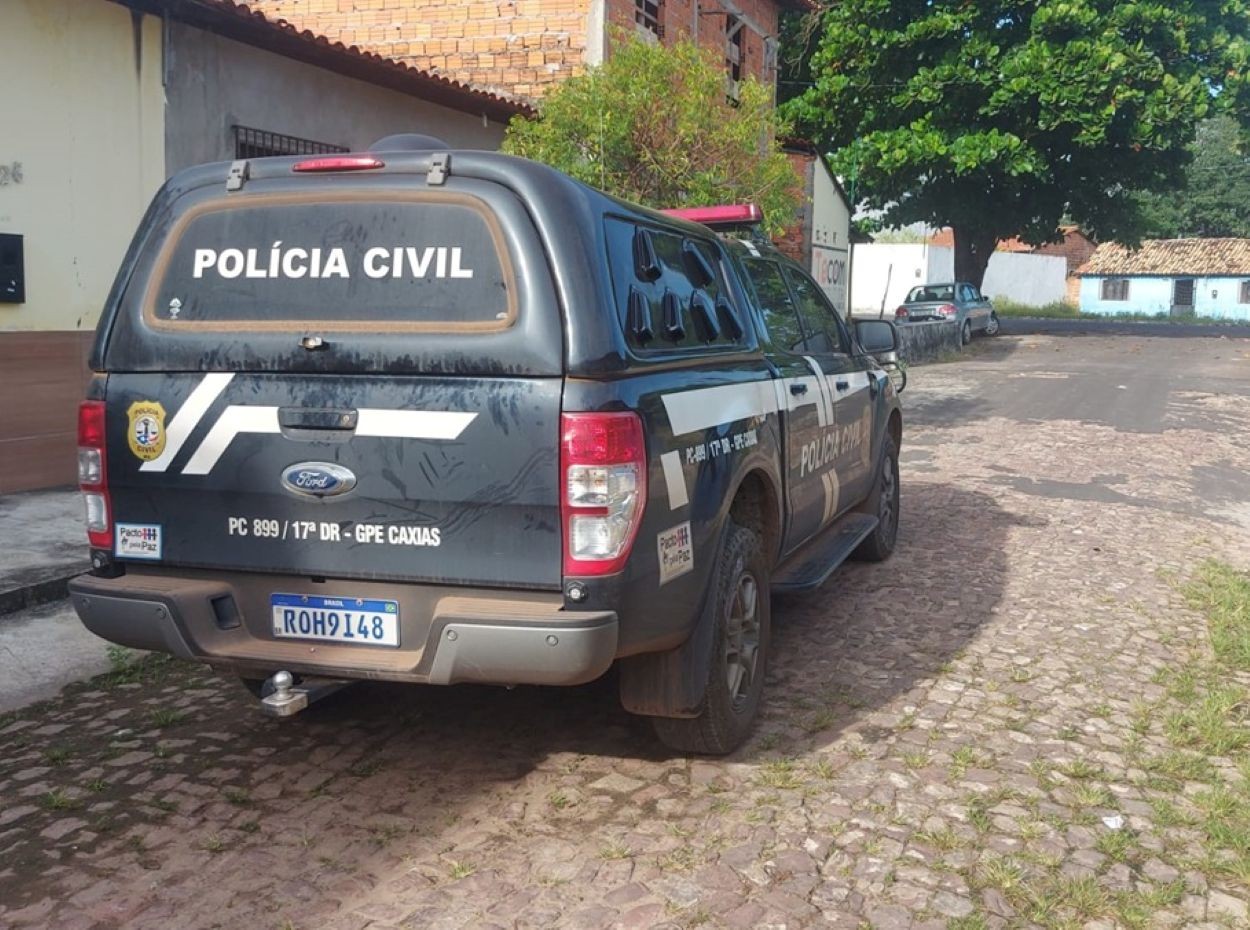 Polícia apreende dois adolescentes suspeitos de ameaçar de morte servidores de escola em Caxias