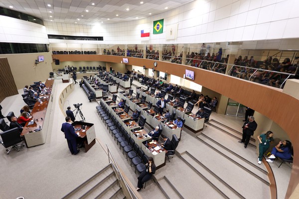 MP pede suspens&atilde;o do concurso da C&acirc;mara Municipal de Manaus por falta de  cotas raciais | G1