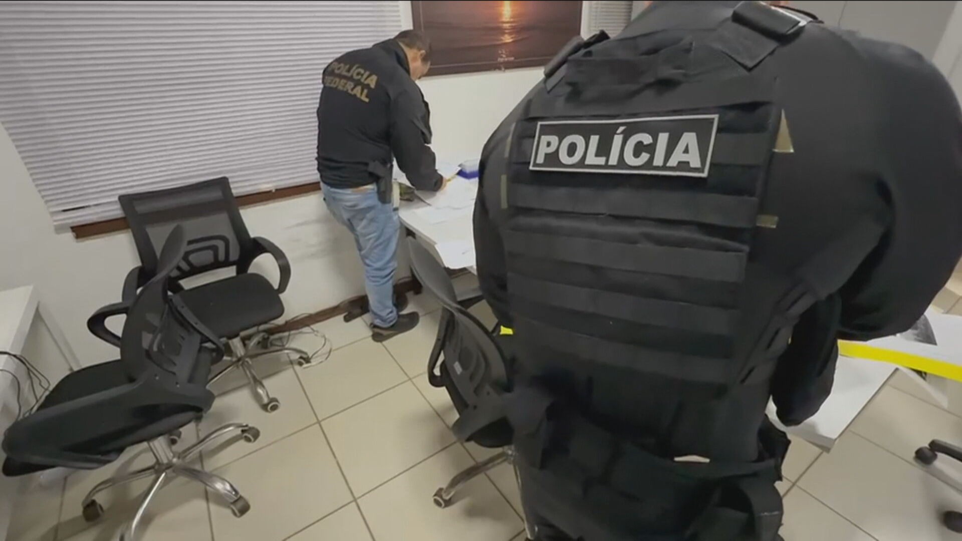Secretários de Búzios são alvos da PF em operação contra fraudes em licenciamento ambiental 
