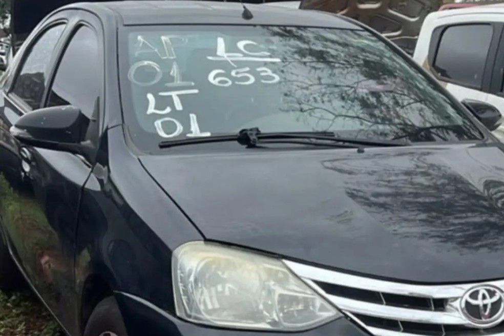 Carro possui lances a partir de R$ 11 mil. — Foto: Leilão Detran-MS
