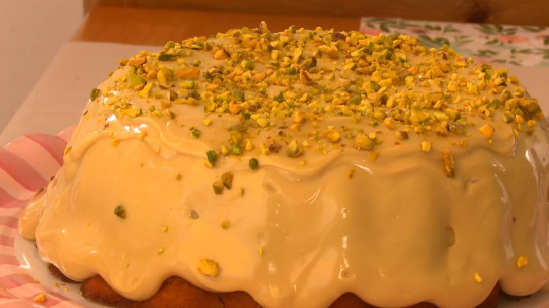 Pistache: aprenda a preparar bolo com a pasta da fruta