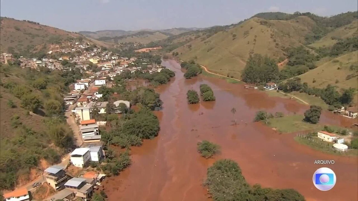 Barragem de Mariana: mineradoras e governos firmam novo acordo de R$ 170 bilhões para reparar danos