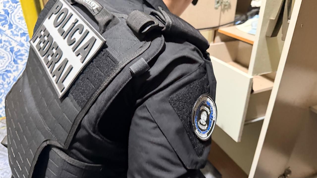 PF encontra casa usada como cenário para gravação de abuso sexual infantil no AM durante operação nacional
