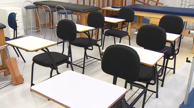 Mais de 60% dos alunos do ensino superior em São José estudam à distância, mostra levantamento