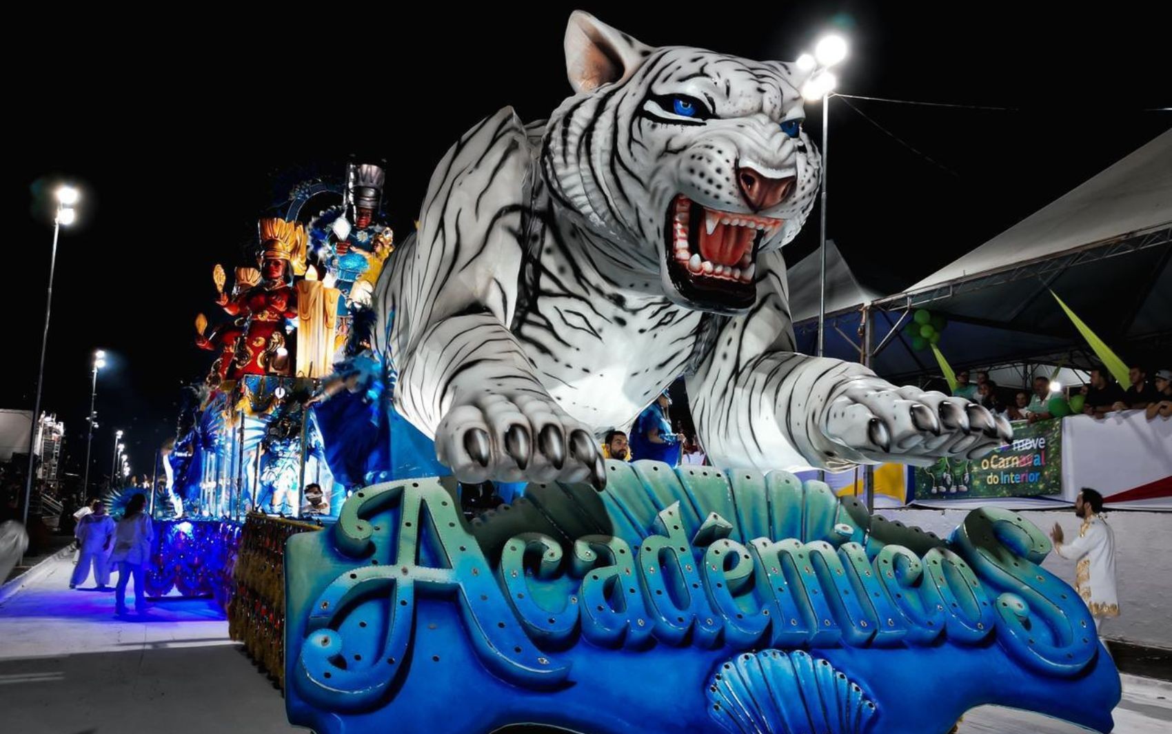 Acadêmicos do Samba é campeã do carnaval 2026 em Batatais, SP