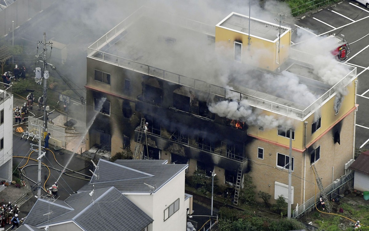 Fire Force tem episódio alterado por causa do incêndio da Kyoto
