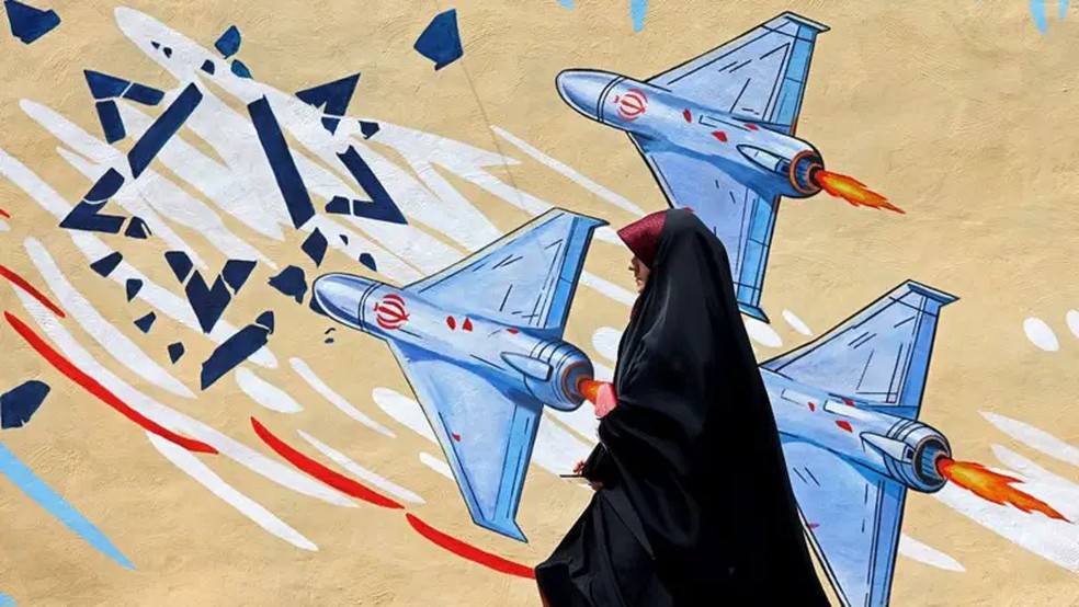 Uma escalada controlada pode envolver ataques limitados a infraestruturas, alvos militares ou até mesmo linhas de suprimento — Foto: AFP via Getty Images