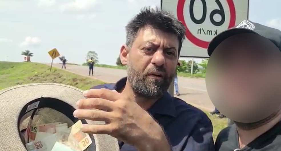 Olair Correia pedia dinheiro por Pix para custear atos antidemocrticos em rodovias  Foto: Reproduo