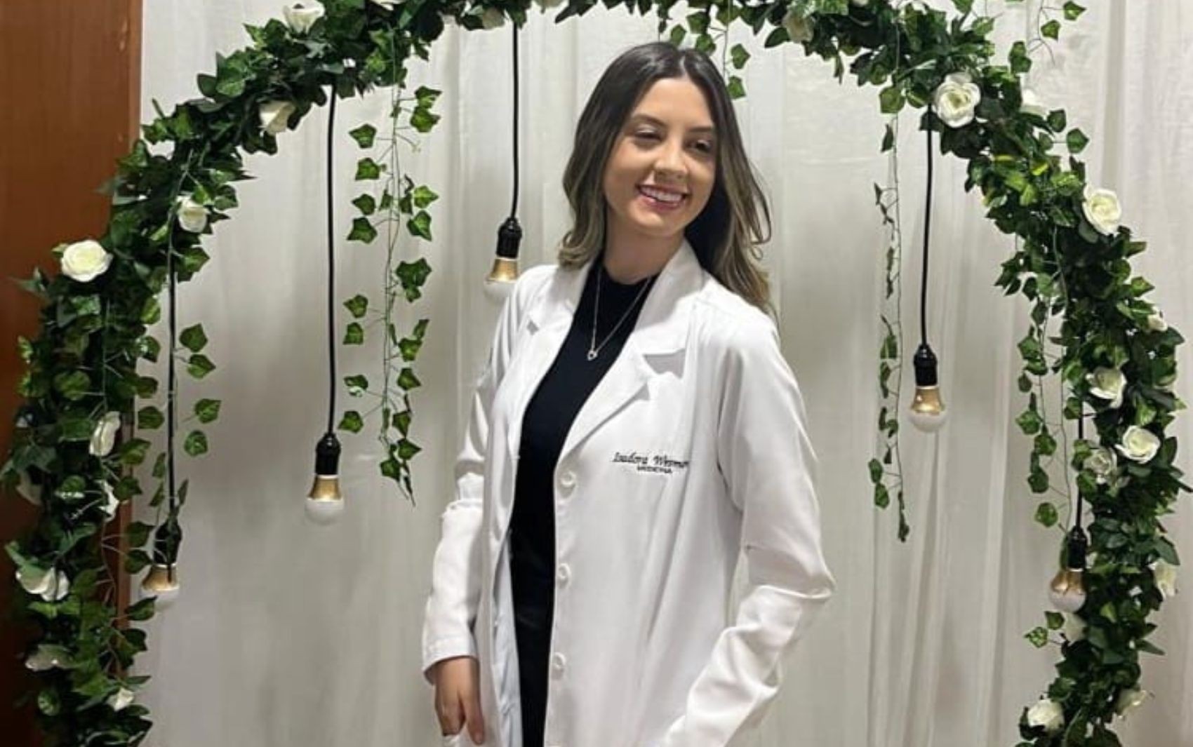 Estudante de medicina ferida em acidente que matou duas colegas está entubada e em coma induzido, diz hospital